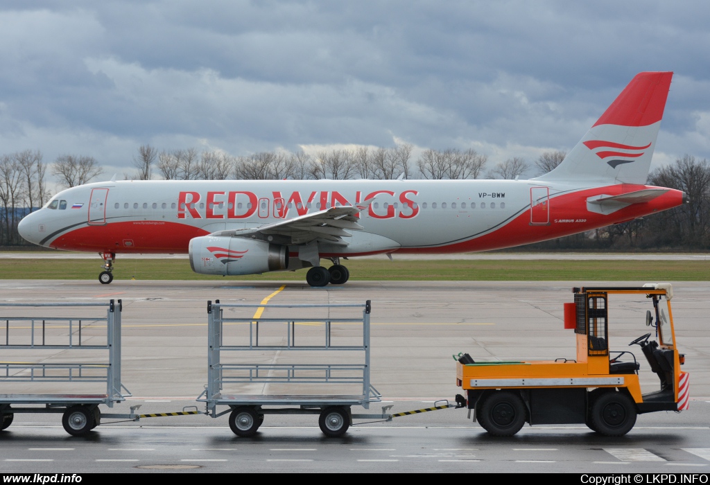 Red Wings – Airbus A320-232 VP-BWW