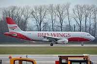 Red Wings – Airbus A320-233 VP-BWZ