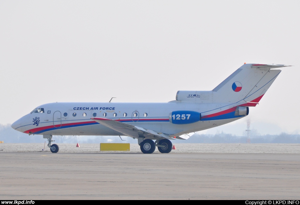 Czech Air Force – Yakovlev YAK-40 1257