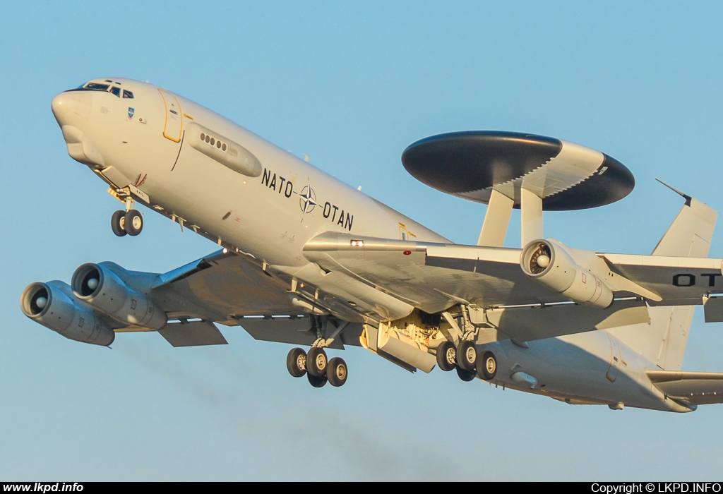 NATO – Boeing E-3A AWACS LX-N90446