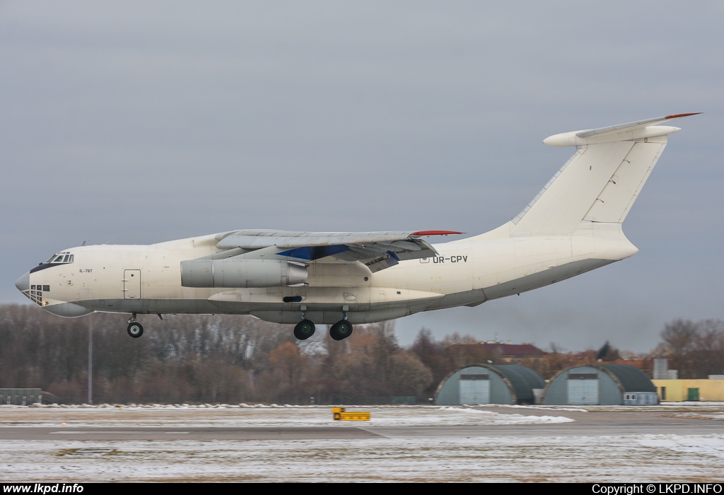 Yuzmashavia – Iljuin IL-76T UR-CPV