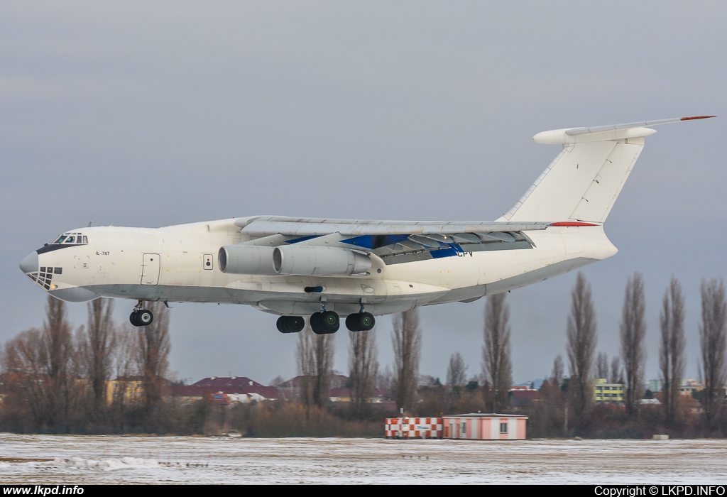 Yuzmashavia – Iljuin IL-76T UR-CPV