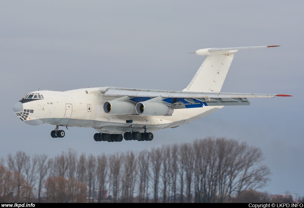 Yuzmashavia – Iljuin IL-76T UR-CPV