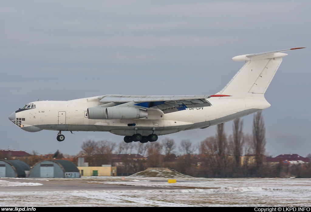 Yuzmashavia – Iljuin IL-76T UR-CPV