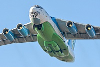 Uzbekistan Airways – Iljuin IL-76TD UK-76426