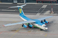 Uzbekistan Airways – Iljuin IL-76TD UK-76426