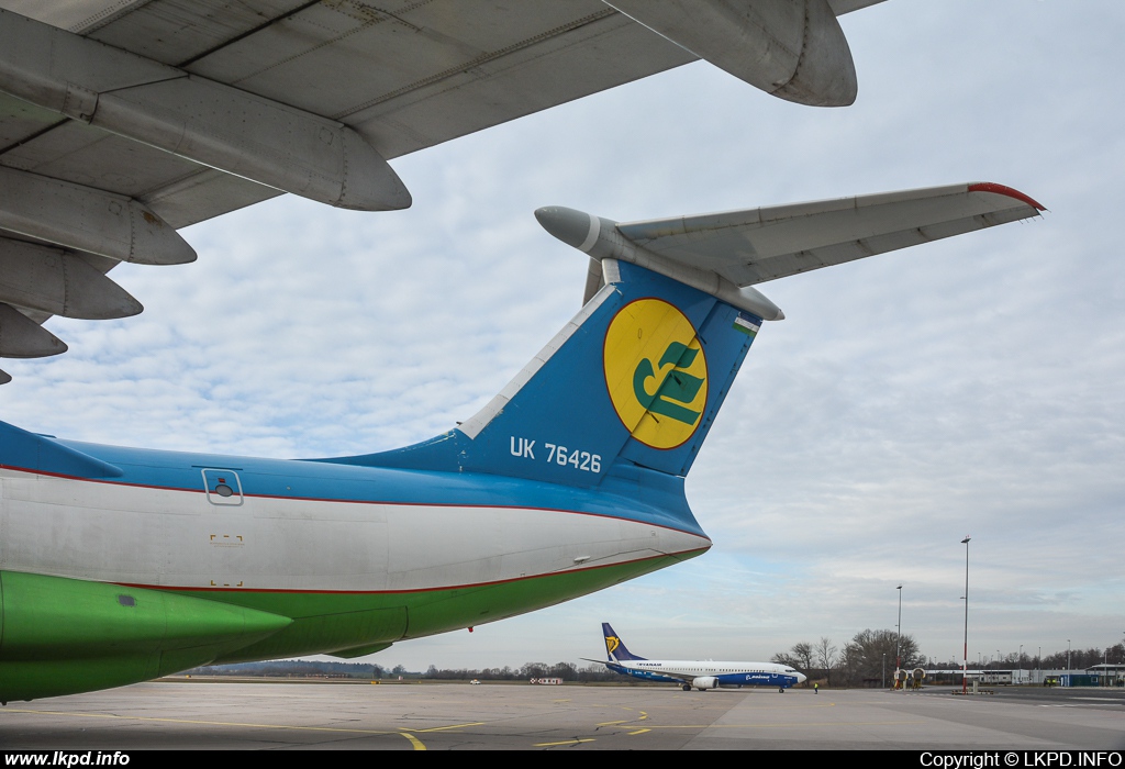 Uzbekistan Airways – Iljuin IL-76TD UK-76426