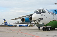 Uzbekistan Airways – Iljuin IL-76TD UK-76426