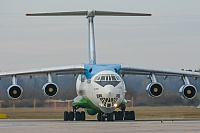 Uzbekistan Airways – Iljuin IL-76TD UK-76426