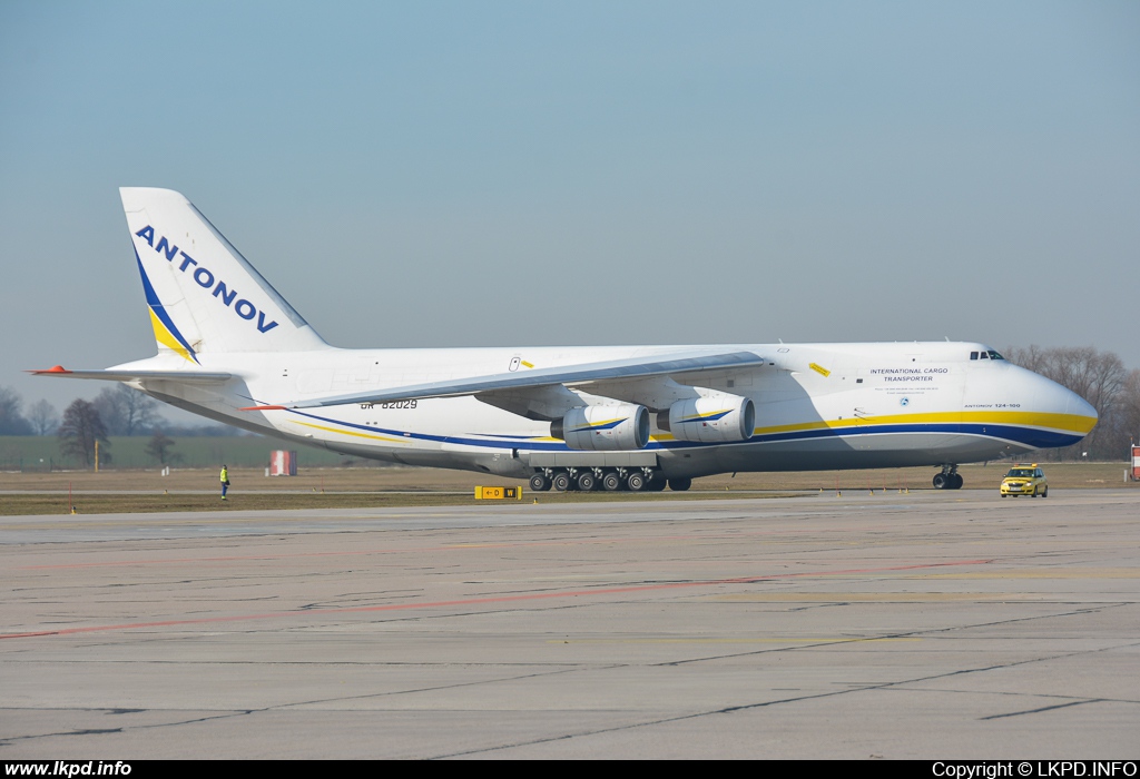 Antonov Design Bureau – Antonov AN-124-100 UR-82029