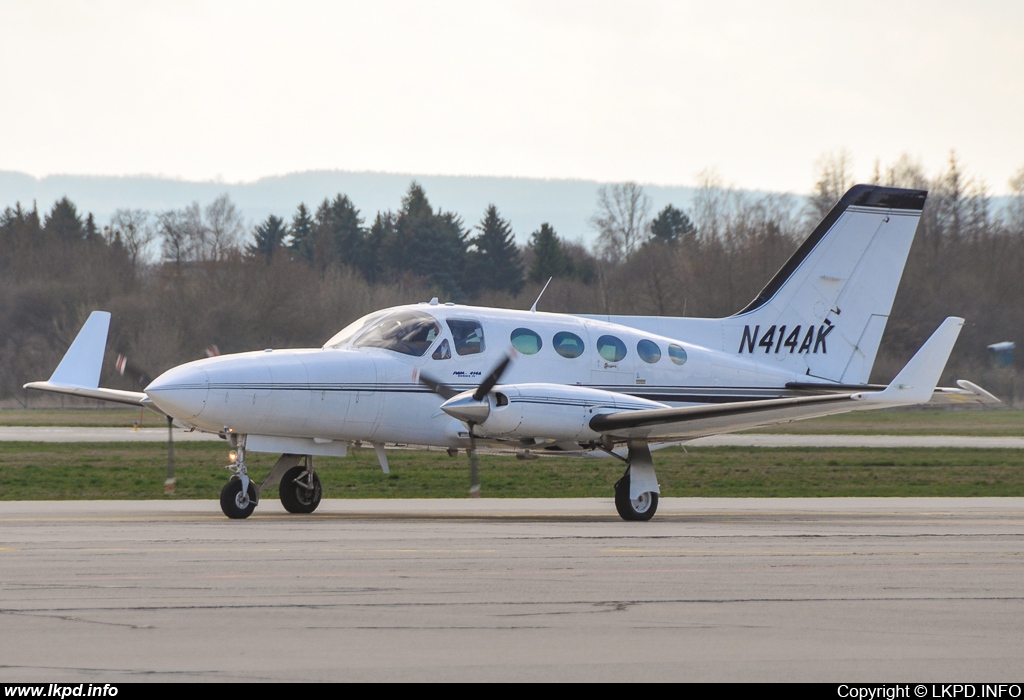 Private/Soukrom – Cessna 414A N414AK