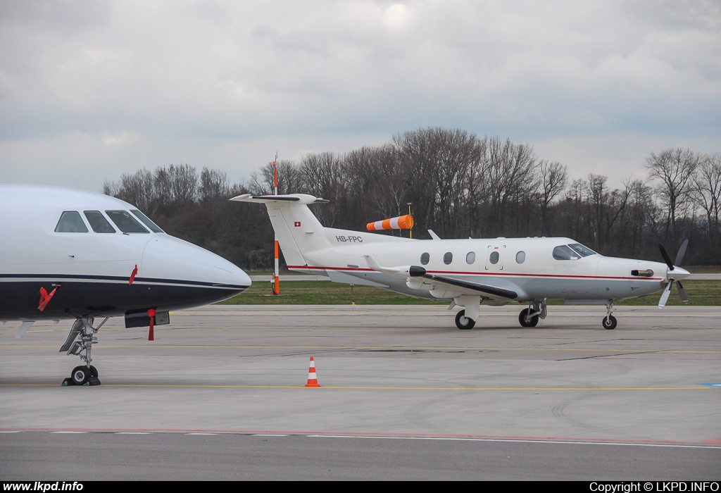 Moliair – Pilatus PC-12 HB-FPC