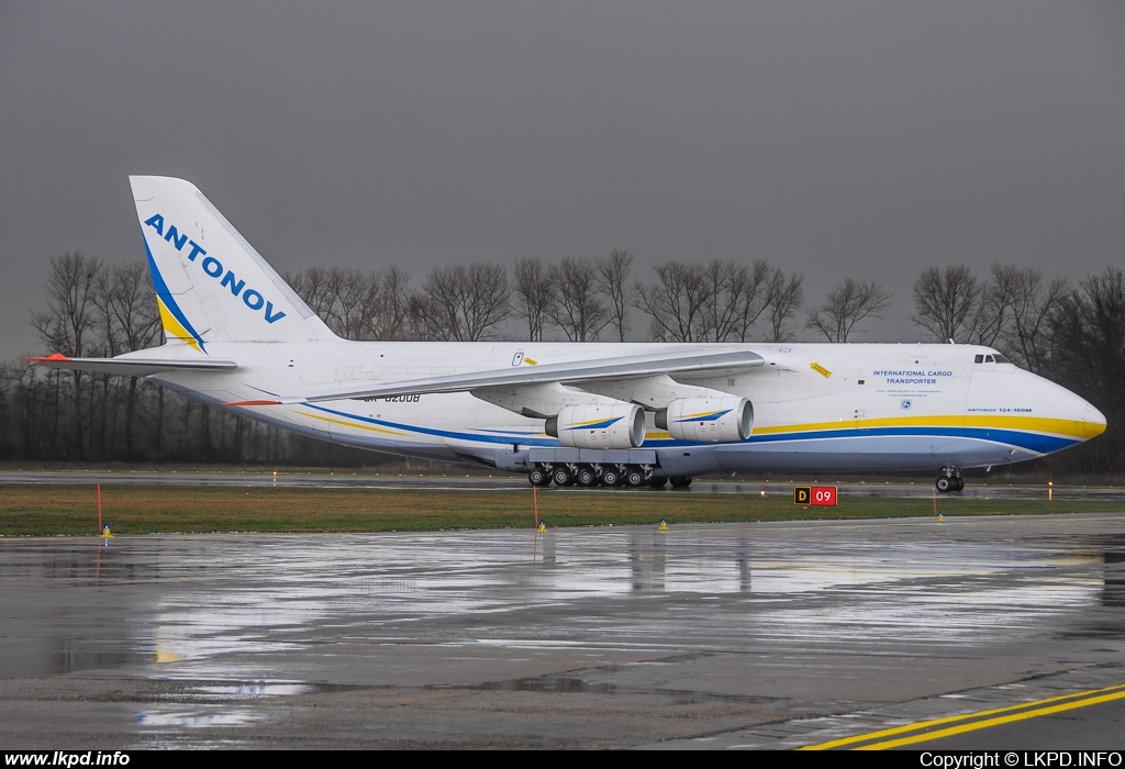 Antonov Design Bureau – Antonov AN-124-100M UR-82008