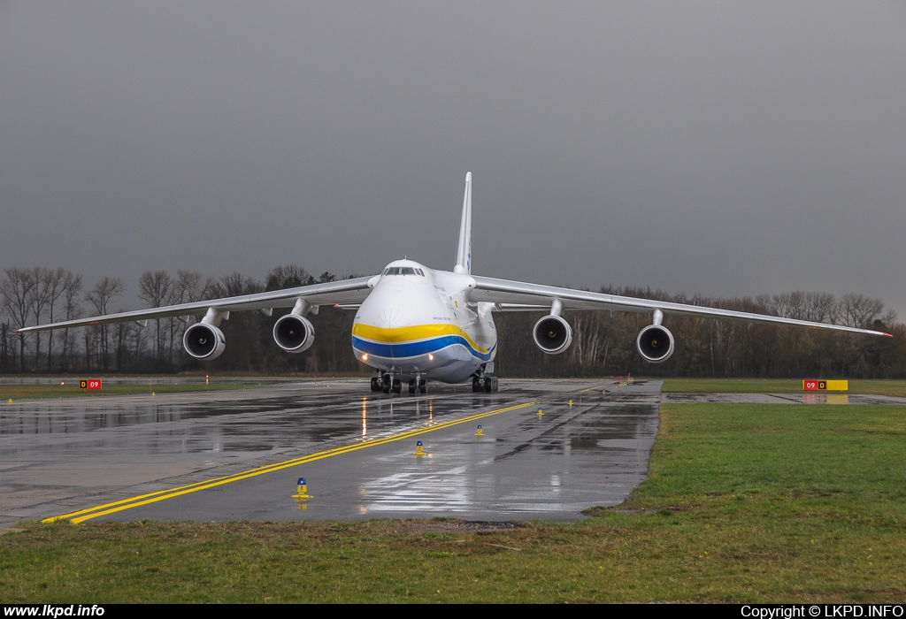 Antonov Design Bureau – Antonov AN-124-100M UR-82008