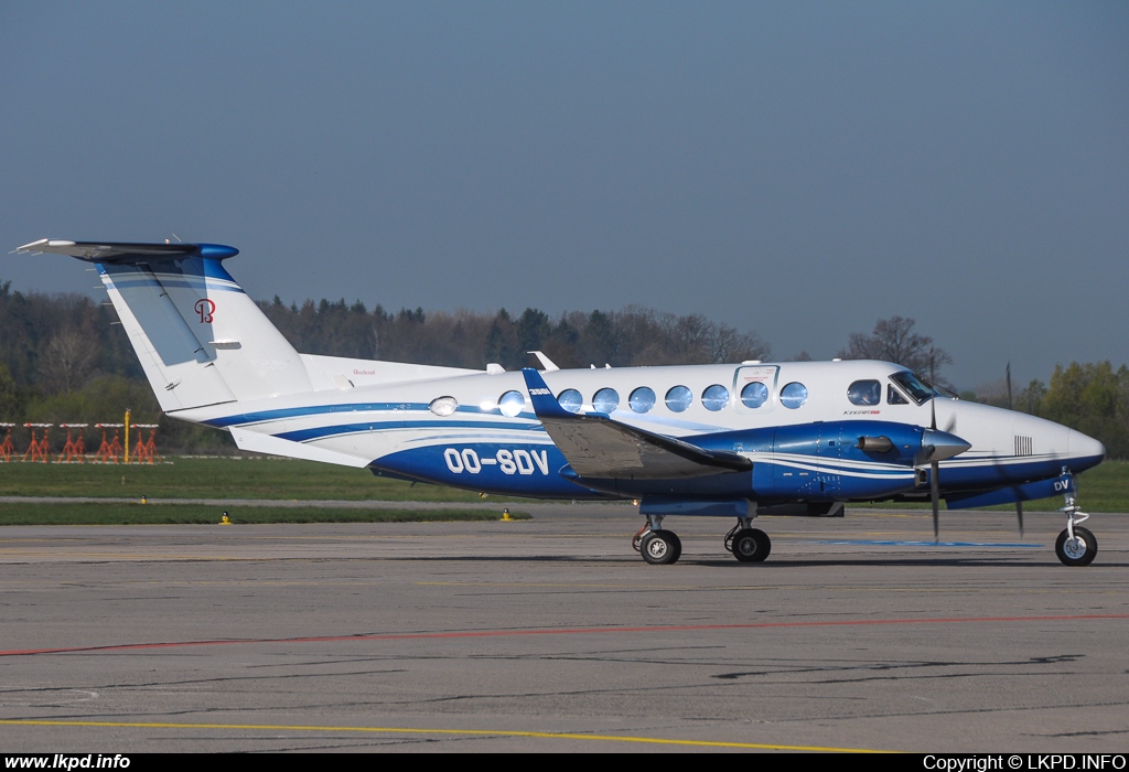 Savencia – Beech 350i OO-SDV