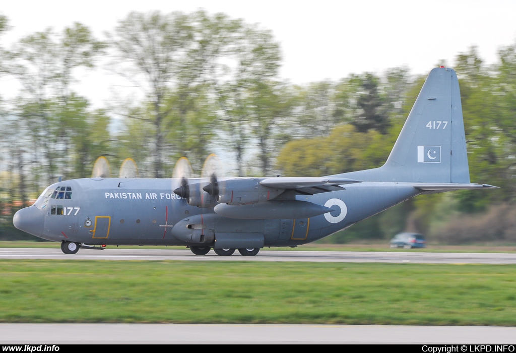 Pakistan Air Force – Lockheed C-130E Hercules 4177