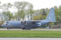 Pakistan Air Force – Lockheed C-130E Hercules 4177