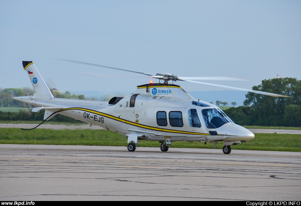 Junker – Agusta A-109S OK-EJG