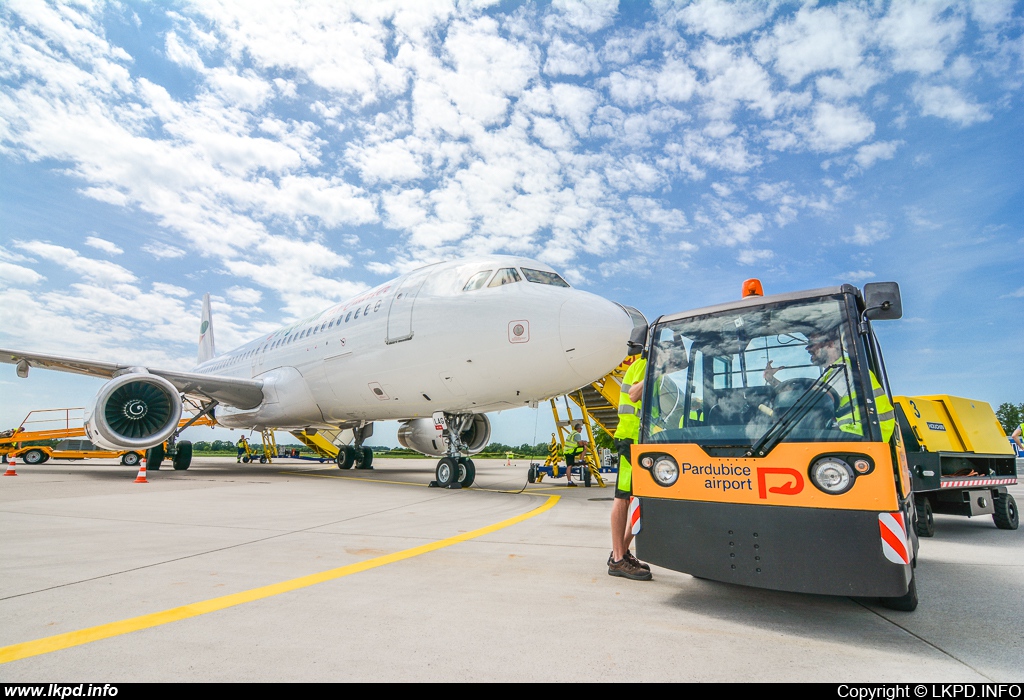 Bulgarian Air Charter – Airbus A320-231 LZ-LAG