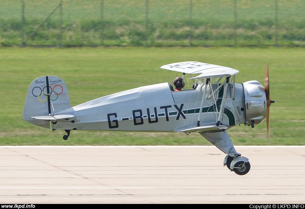 Private/Soukrom – Bucker Bu-133C G-BUTX