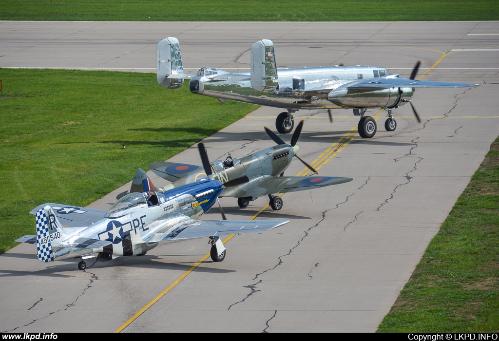 Private/Soukrom – North American P-51D Mustang N151W