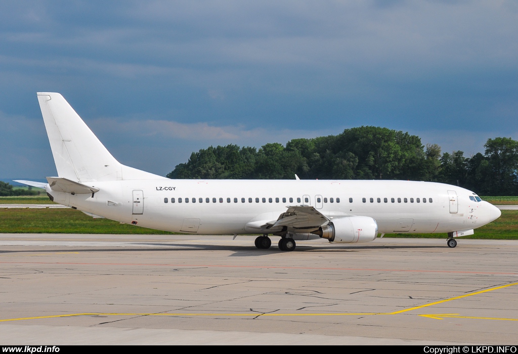 Cargoair – Boeing B737-49R LZ-CGY