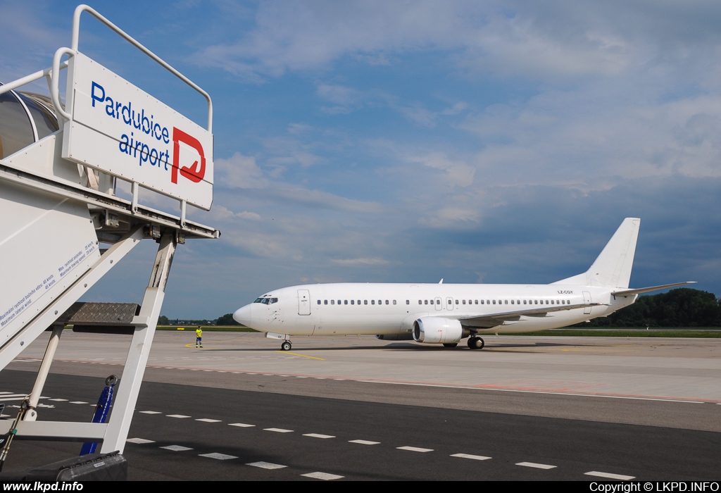 Cargoair – Boeing B737-49R LZ-CGY