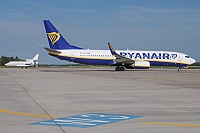 Ryanair – Boeing B737-8AS EI-FOT