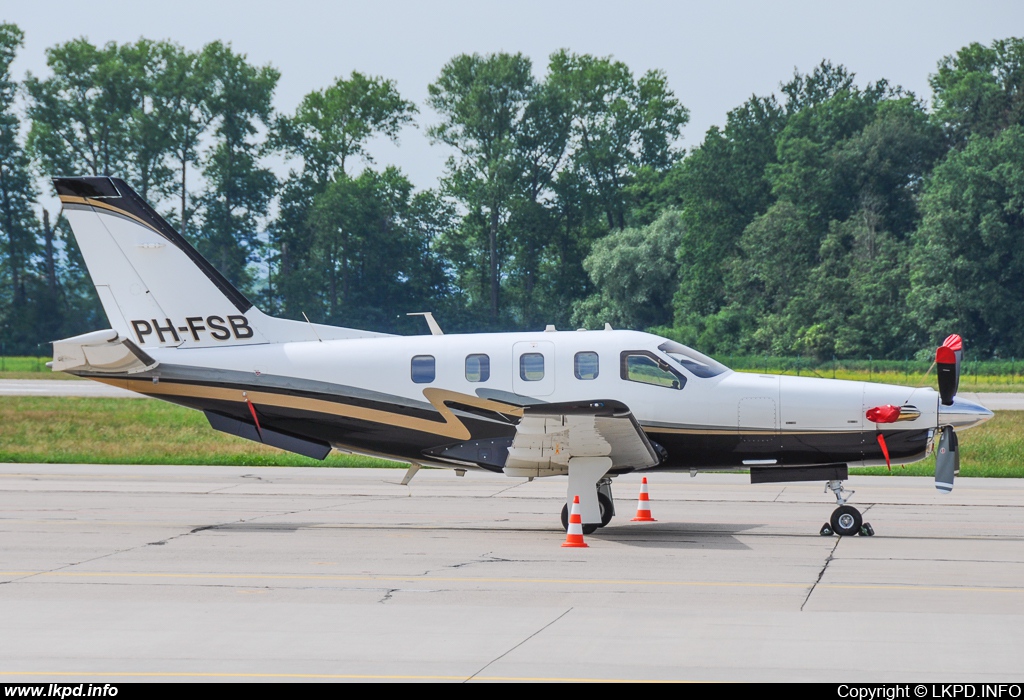 Air Frans – Socata TBM 700N PH-FSB