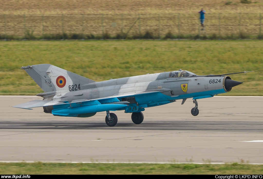 Romanian Air Force – Mikoyan-Gurevich MiG-21MF-75 6824