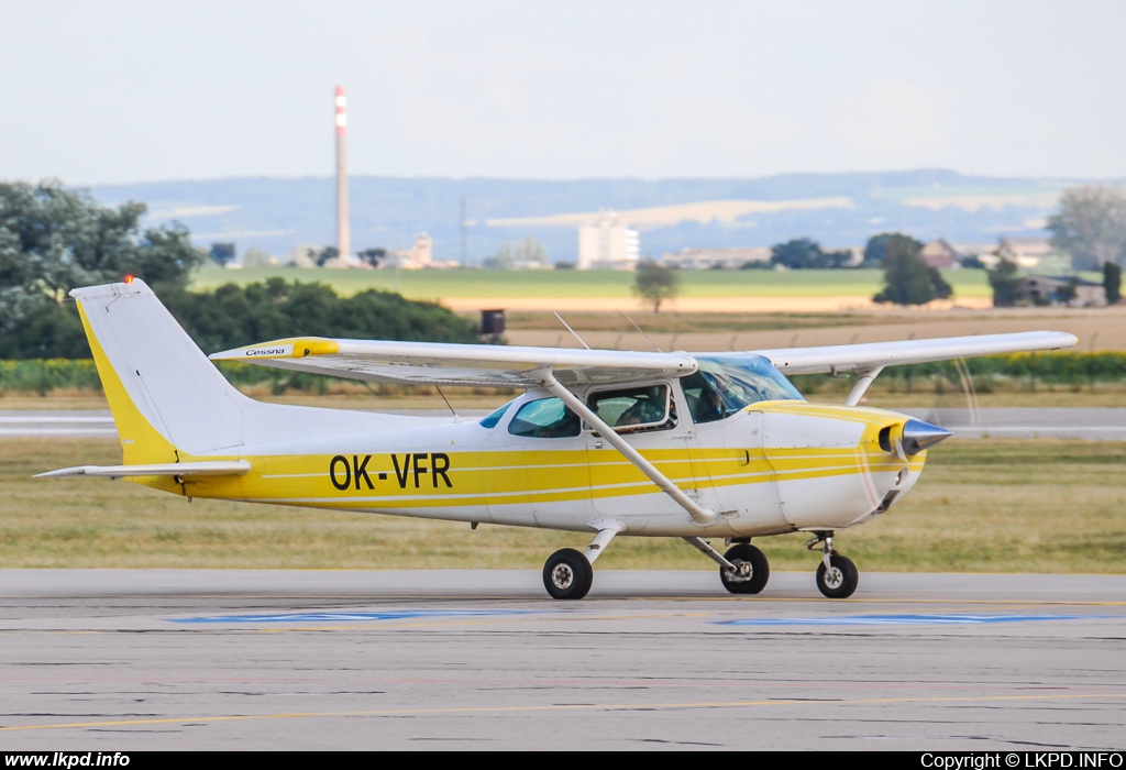 Private/Soukrom – Cessna 172N OK-VFR