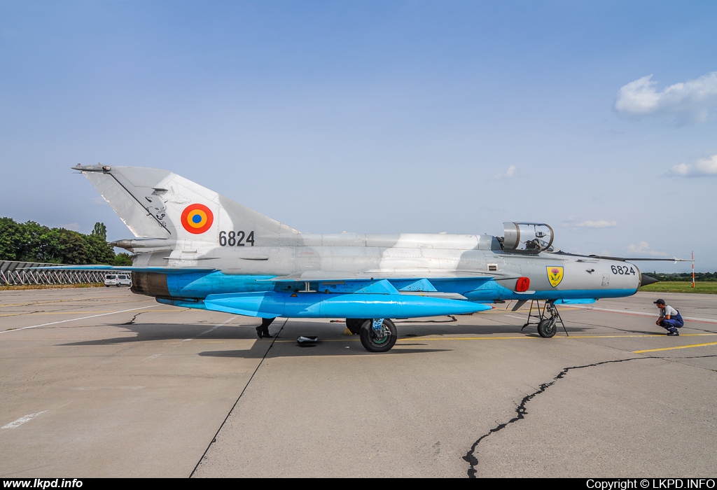 Romanian Air Force – Mikoyan-Gurevich MiG-21MF-75 6824