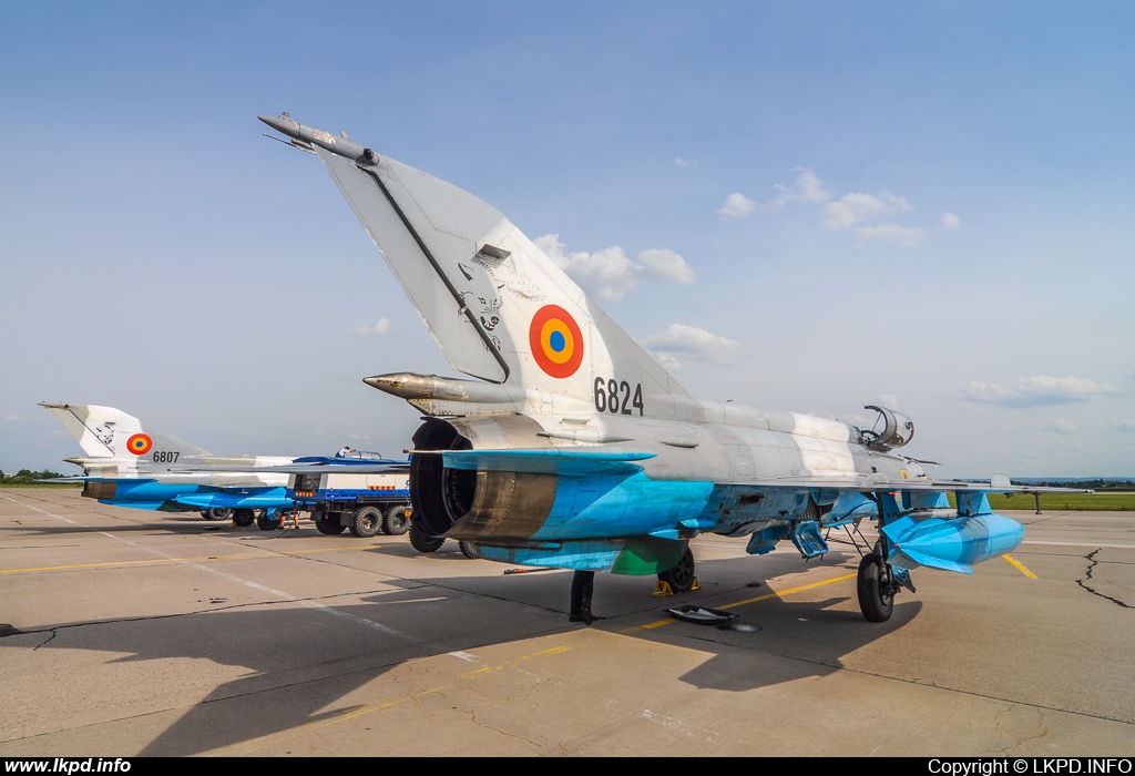 Romanian Air Force – Mikoyan-Gurevich MiG-21MF-75 6824