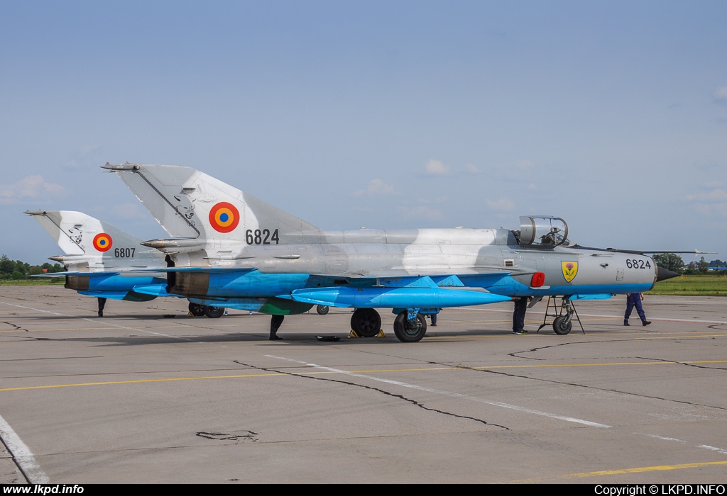 Romanian Air Force – Mikoyan-Gurevich MiG-21MF-75 6824