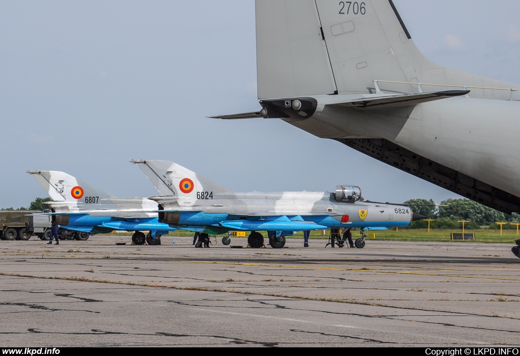 Romanian Air Force – Mikoyan-Gurevich MiG-21MF-75 6824