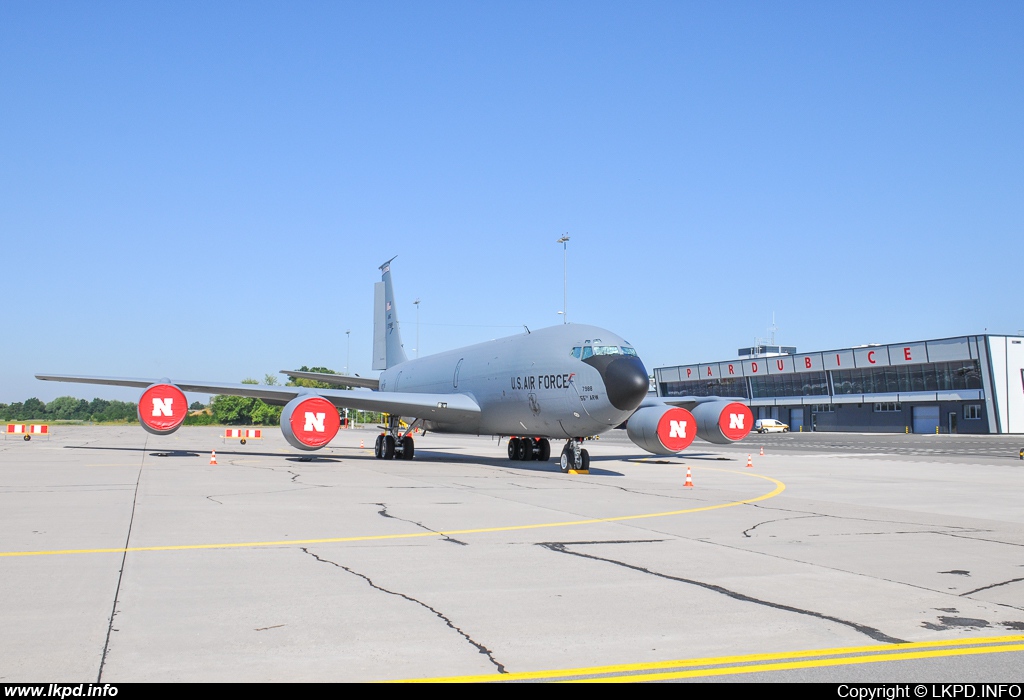 USAF – Boeing KC-135R Stratotanker 63-7988