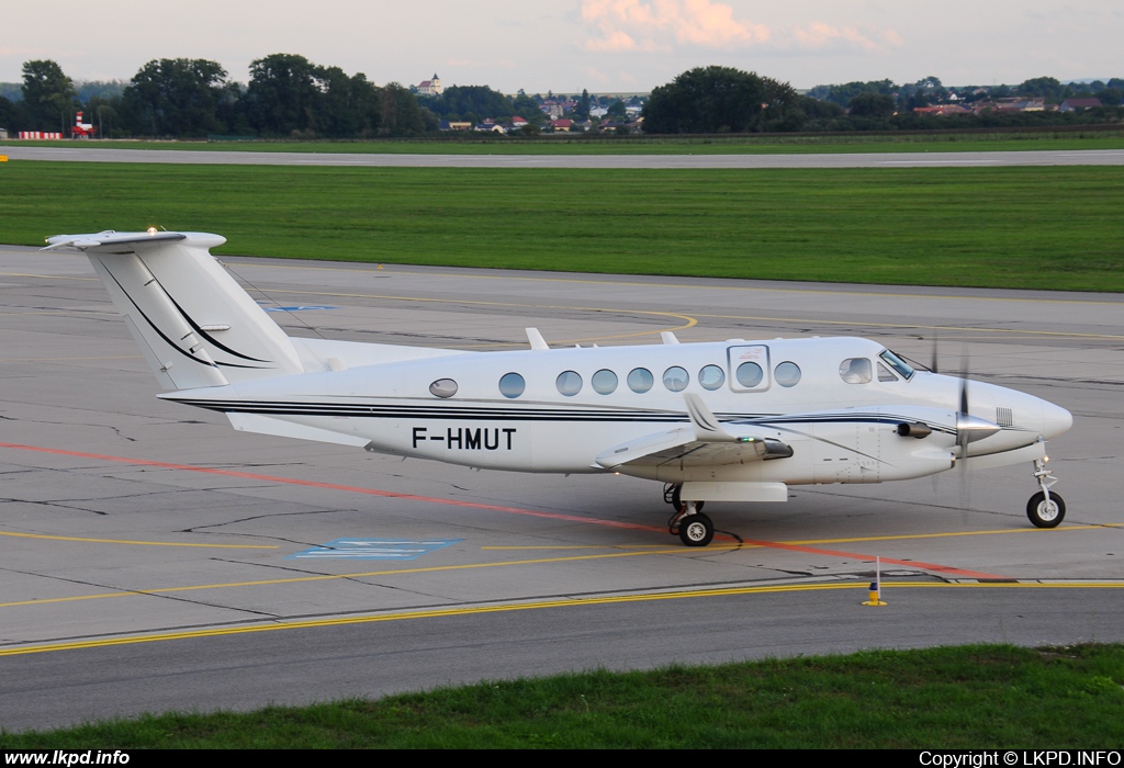 Phenix Aviation – Beech 350 F-HMUT