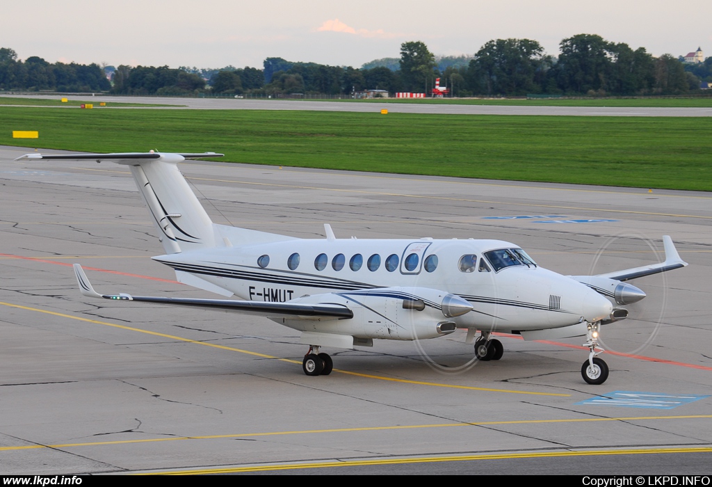 Phenix Aviation – Beech 350 F-HMUT