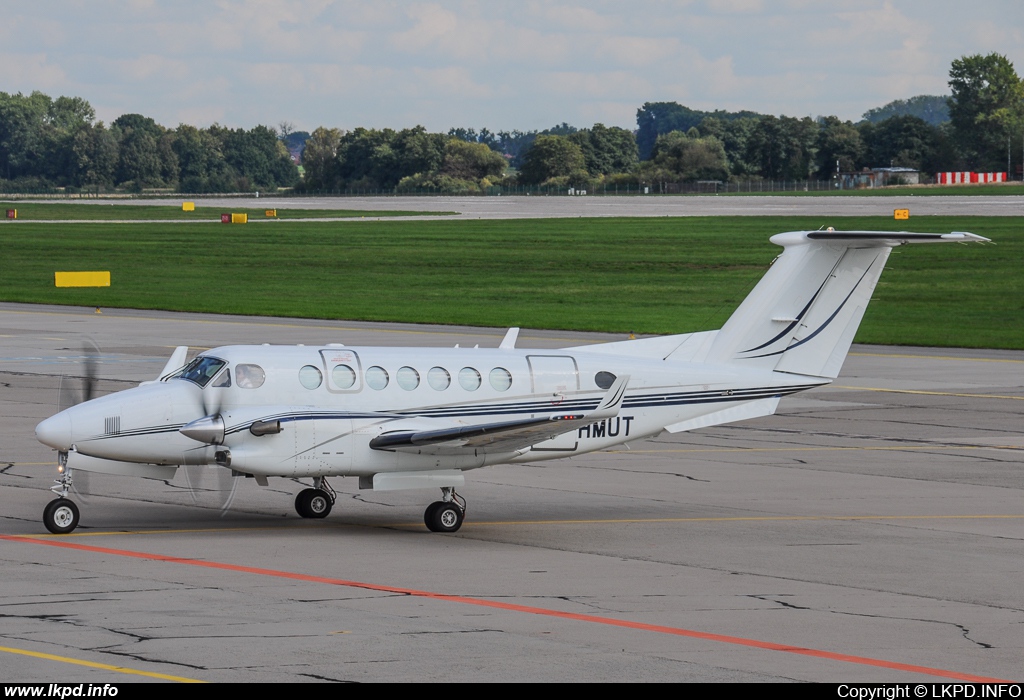 Phenix Aviation – Beech 350 F-HMUT