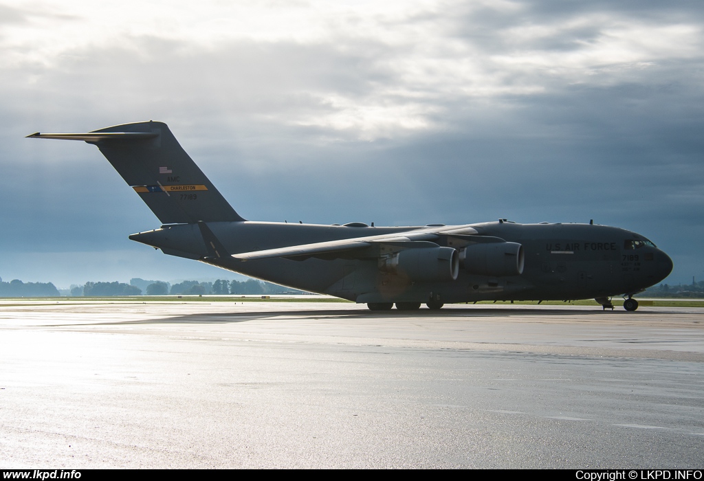 USAF – McDonnell Douglas C-17A Globemaster 07-7189