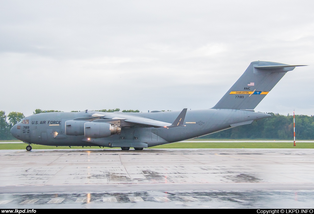 USAF – McDonnell Douglas C-17A Globemaster 07-7189