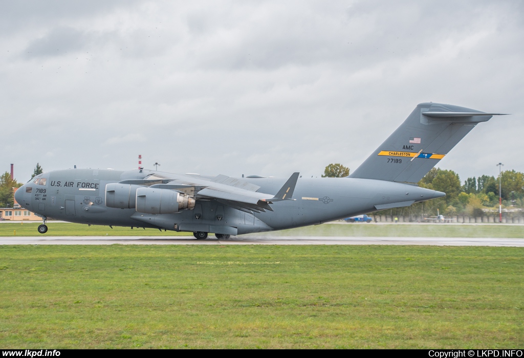 USAF – McDonnell Douglas C-17A Globemaster 07-7189