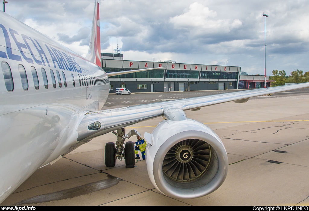 SA Czech Airlines – Boeing B737-86N OK-TST