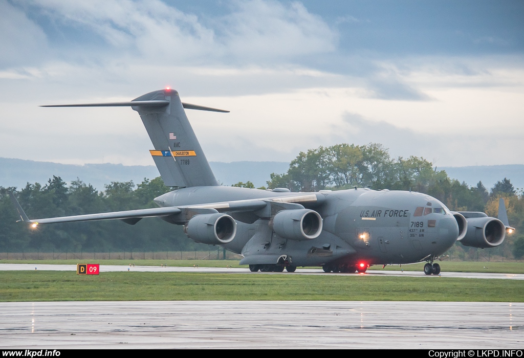 USAF – McDonnell Douglas C-17A Globemaster 07-7189