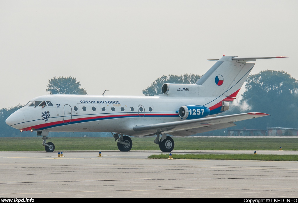 Czech Air Force – Yakovlev YAK-40 1257