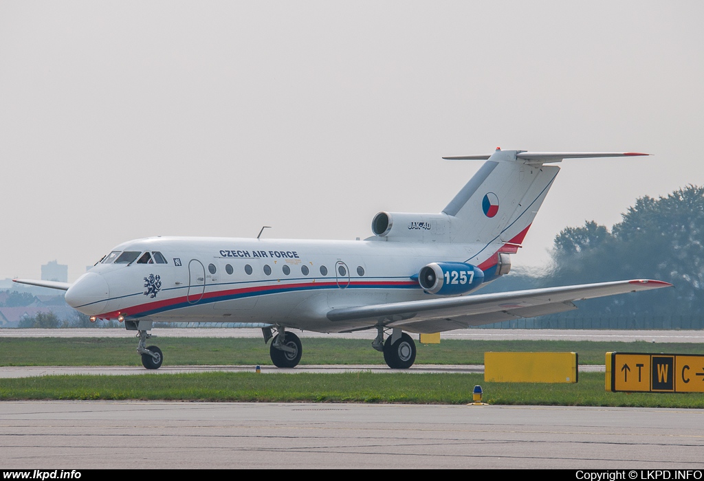 Czech Air Force – Yakovlev YAK-40 1257