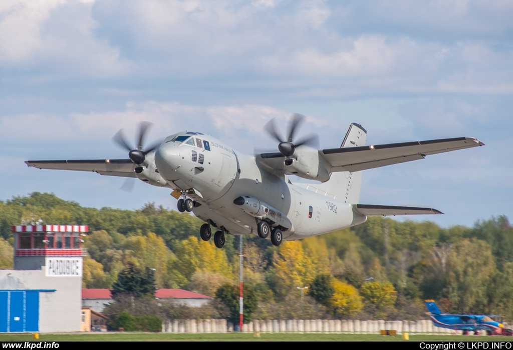 Slovakia Air Force – Alenia C-27J Spartan 1962