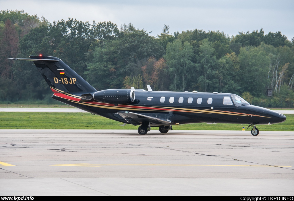 Private/Soukrom – Cessna C525A CJ2 D-ISJP