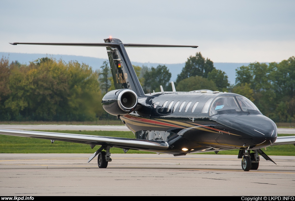 Private/Soukrom – Cessna C525A CJ2 D-ISJP