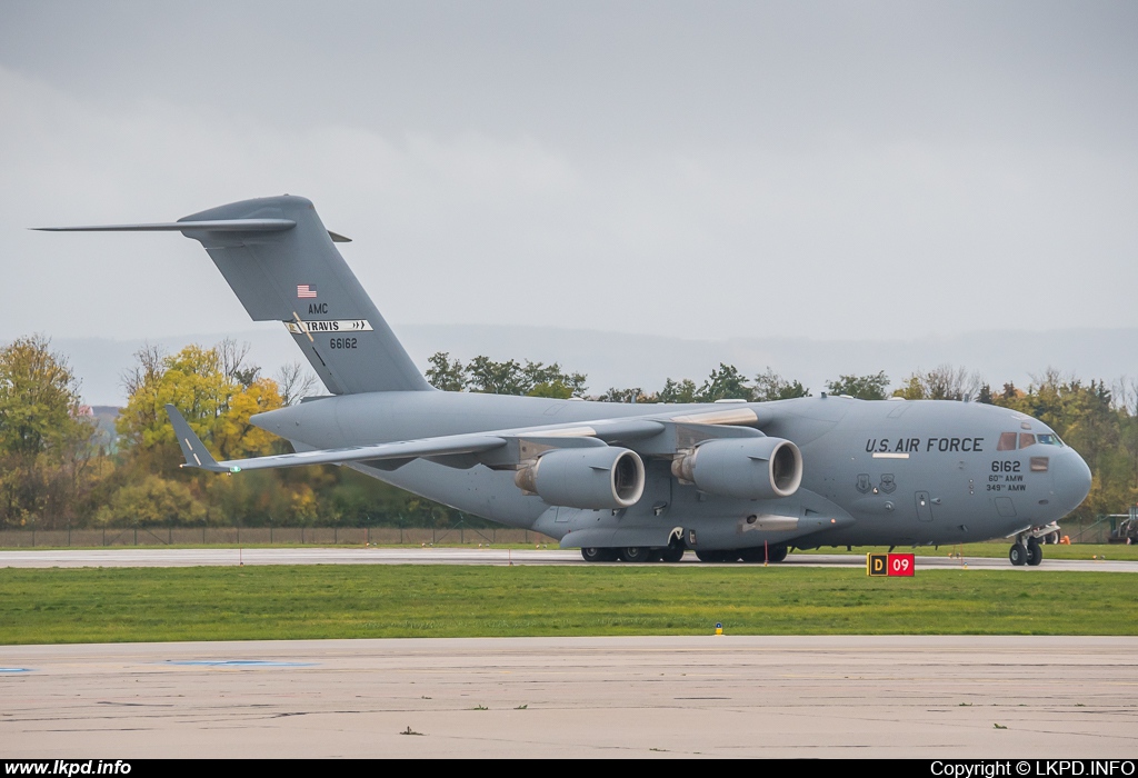 USAF – McDonnell Douglas C-17A Globemaster 06-6162